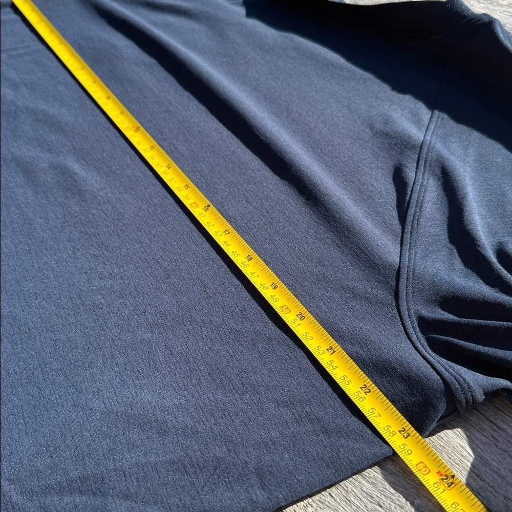 Lululemon Tennis Club Layered Long Sleeve True Navy White Size 12 NWT UPF 40+ - Picture 7 of 8